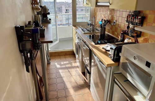 Quartier de la Chapelle Apartment | Apartment 3 Rooms, Bright, With Balconies and Panoramic View