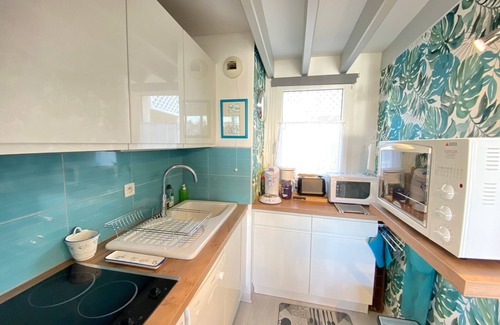 Fouras Apartment | Apartment 4/5 people, pool, sea front, Fouras