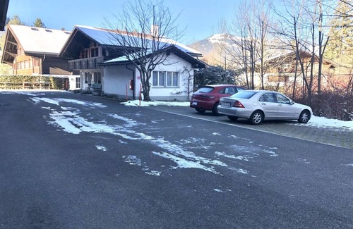 Zweisimmen Nr Gstaad Apartment | Apartment ∙ 4 bedrooms ∙ 6 guests