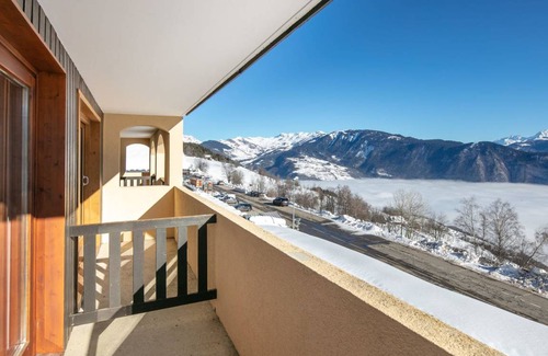 Doucy-Combelouviere Apartment | Apartment ∙ 5 guests
