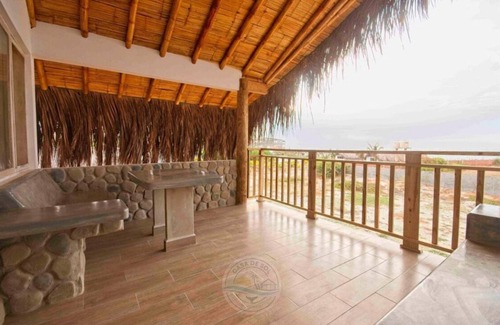 Mancora Apartment | Apartment 5 minutes from downtown Mancora. View and direct access to the sea
