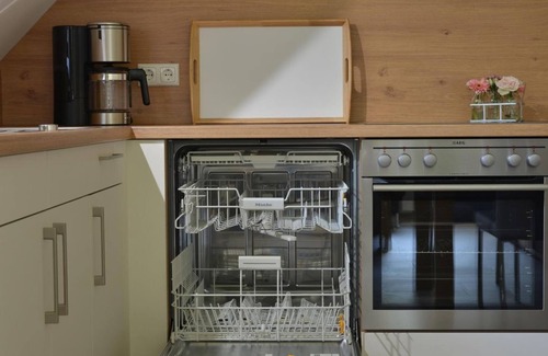 Poehl Apartment | Apartment 5 with balcony - Gästehaus Schloßhalbinsel