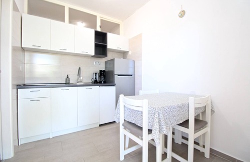Pjescana Uvala Apartment | Apartment 606/1457 (Istria - Pjescana Uvala), 300m from the beach