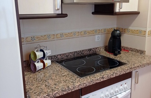 Old Town Baeza Apartment | Apartment 'Aires De Baeza' with Balcony, Wi-Fi and Air Conditioning
