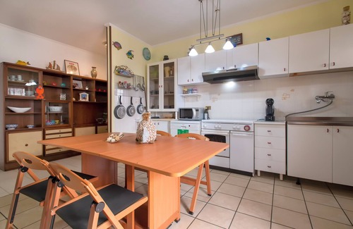 La Pietraia Apartment | Apartment 'Alghero Lido A 100mt Dalla Spiaggia' with Sea View, Balcony and Wi-Fi