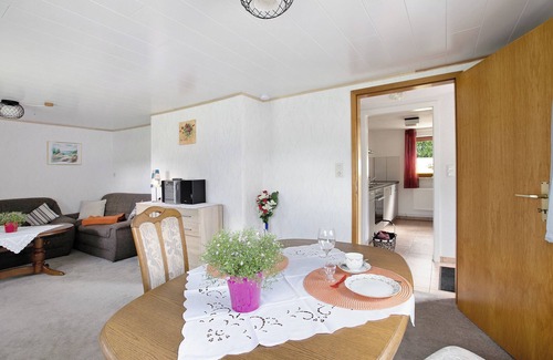 Boren Apartment | Apartment "An der Rehkoppel" with Private Garden & Wi-Fi