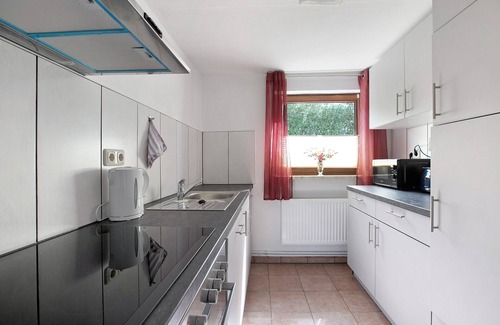 Boren Apartment | Apartment "An der Rehkoppel" with Private Garden & Wi-Fi