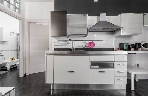 Province of Cagliari Apartment | Apartment 'Anna' with Balcony, Wi-Fi and Air Conditioning