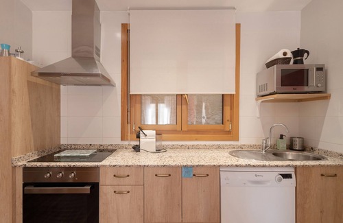 Daroca Apartment | Apartment 'Apartamento Rica' with Private Terrace, Wi-Fi and Air Conditioning