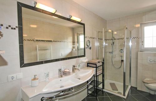 Zillertal Apartment | Apartment Apartment Emberg by Interhome