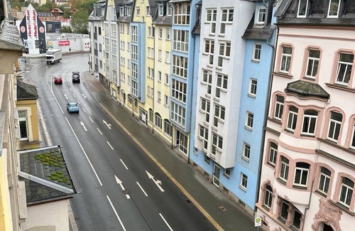 Plauen Apartment | Apartment 'Appartmenthaus - 2 Ferienwohnungen' with Balcony and Wi-Fi