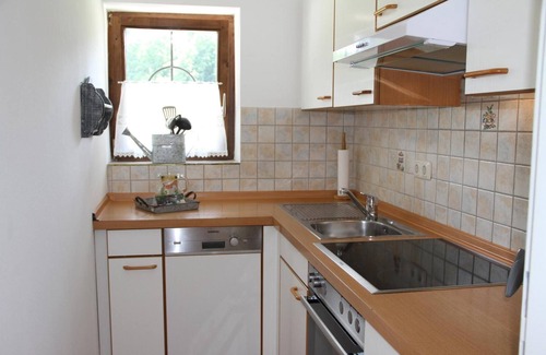 Obergrainau Apartment | Apartment 'Arnika' with Mountain View, Private Terrace and Wi-Fi