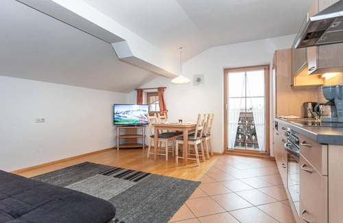 Bramberg am Wildkogel Apartment | Apartment combination in Bramberg with balcony