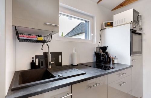 Hattingen Apartment | Apartment 'Aurelia' with Shared Terrace, Communal Garden and Wi-Fi