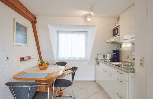 Meersburg Apartment | Apartment B with lake and mountain view