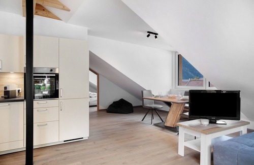 Umhausen Apartment | Apartment 'Bens Auszeit Top 5' with Mountain View and Wi-Fi