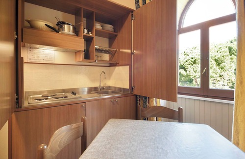 Moneglia Apartment | Apartment Bilocale Moneglia 31 close to the Beach with Shared Pool & Wi-Fi