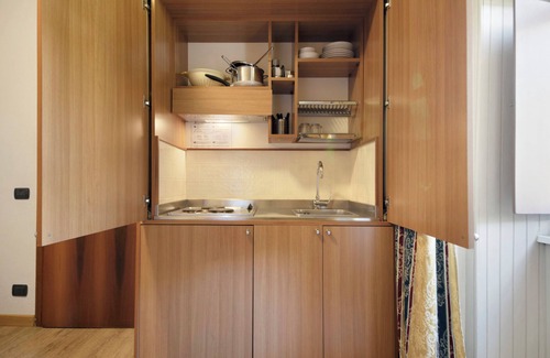 Moneglia Apartment | Apartment Bilocale Moneglia 31 close to the Beach with Shared Pool & Wi-Fi