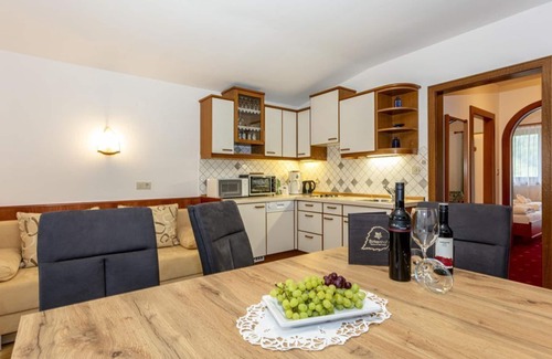 Rauris Bed & Breakfast | Apartment Birkenblatt - Breakfast Hotel Birkenhof