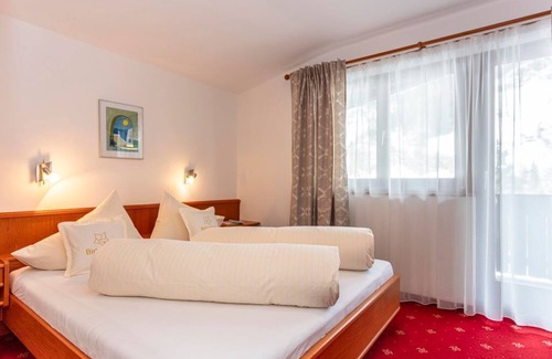 Rauris Bed & Breakfast | Apartment Birkenblatt - Breakfast Hotel Birkenhof