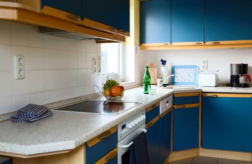 Zingst Apartment | Apartment "Boddenkieker 15" with Balcony & Wi-Fi