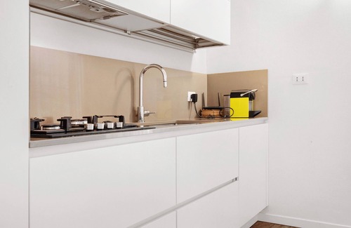 Raffa Apartment | Apartment 'Castello A Raffa' with Mountain View, Wi-Fi and Air Conditioning