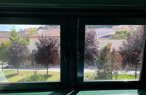 Cangas Apartment | Apartment 'Cangas Piso Completo' near the beach