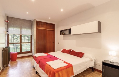 Marcilla Apartment | Apartment 'Casa Ana De Velasco' with Private Pool, Private Terrace and Wi-Fi