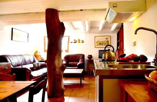 Castelltercol Apartment | Apartment 'Casa Cueva De Piedra' with Mountain View, Shared Pool and Wi-Fi