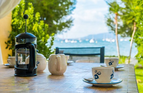 Puerto de Pollensa Apartment | Apartment 'Casa Faro' with Sea View, Wi-Fi and Air Conditioning