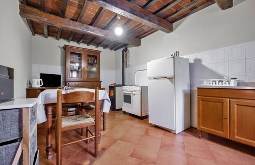 Sorano Apartment | Apartment 'Casa Faini' with Private Garden and Wi-Fi