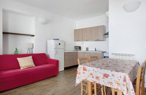 Montaretto Apartment | Apartment "Casa Mare Montaretto 2" with Sea View, Private Terrace & Wi-Fi