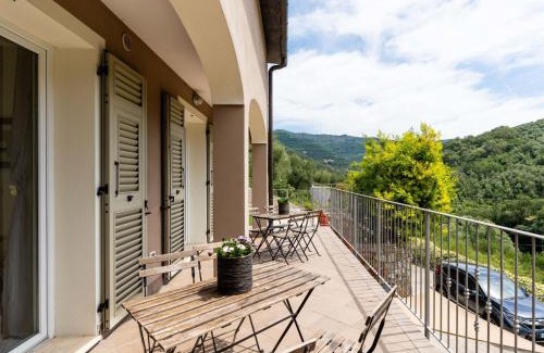 Pontedassio Apartment | Apartment Casa Mimosa by Interhome