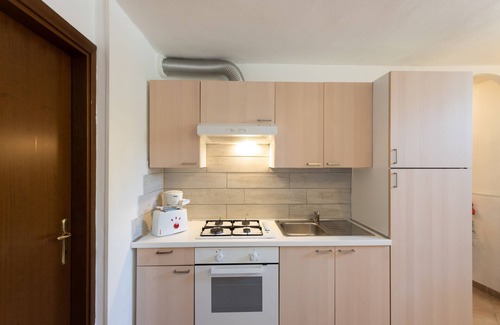 Vesio Apartment | Apartment 'Casa Rita App 4 A' with Terrace, Garden and Shared Wi-Fi