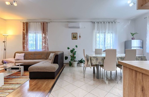 Sosici Apartment | Apartment Cekić by Interhome