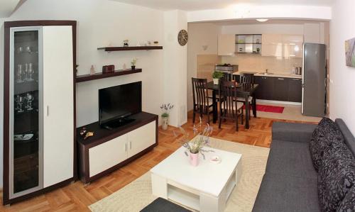Gorinka Apartment | Apartment Central City