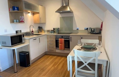 Swanage Condo | Apartment - Centre of Swanage Stunning Sea views