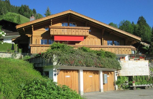 Lenk Apartment | Apartment ∙ 2 bedrooms ∙ 5 guests