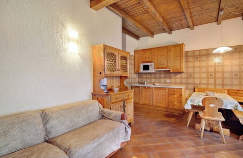 Livigno Apartment | Apartment 'Chalet Meridiana Appartamento 10' with Mountain View