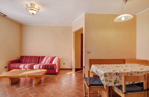 Livigno Apartment | Apartment 'Chalet Meridiana Appartamento 4' with Mountain View