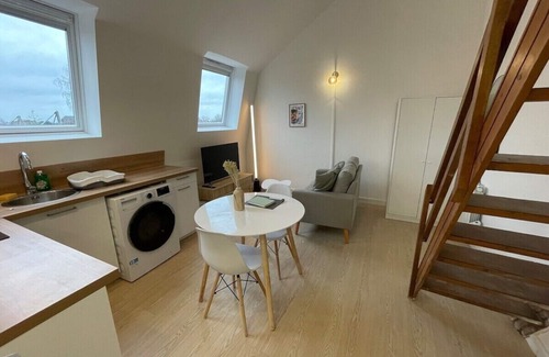 Roubaix Apartment | Apartment-City view-Private Bathroom