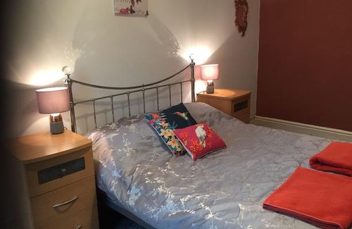 Buxton Apartment | Apartment close to Pavilion gardens