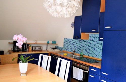 Hornbach Apartment | Apartment-Comfort-Ensuite with Bath-Balcony