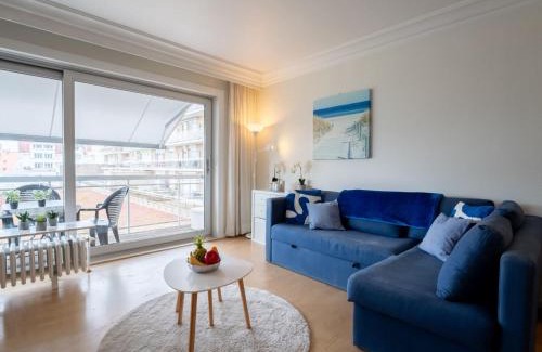 De Haan Apartment | Apartment Cosy @ the beach studio by Interhome