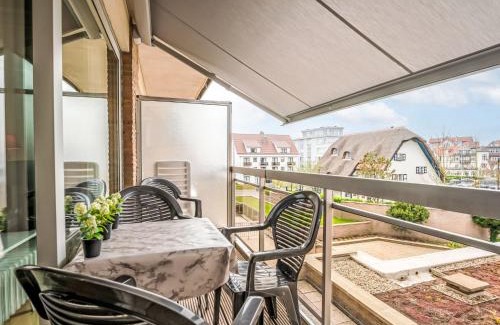De Haan Apartment | Apartment Cosy @ the beach studio by Interhome