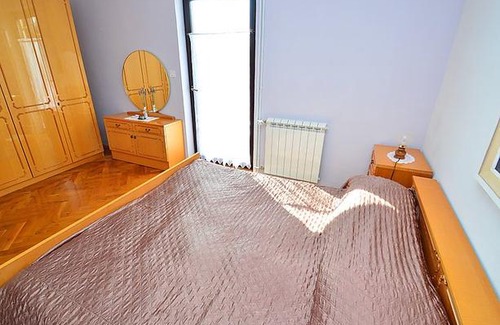 Rakalj Apartment | Apartment Cvjetko