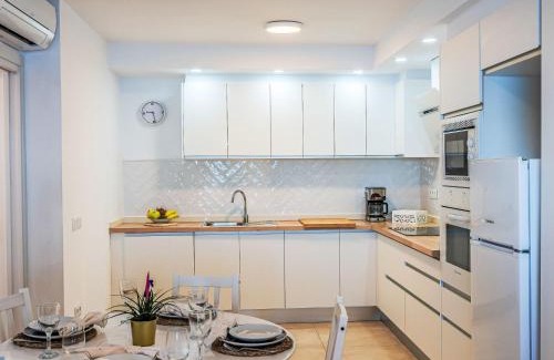 Playa de Arinaga Apartment | Apartment Daura by Interhome