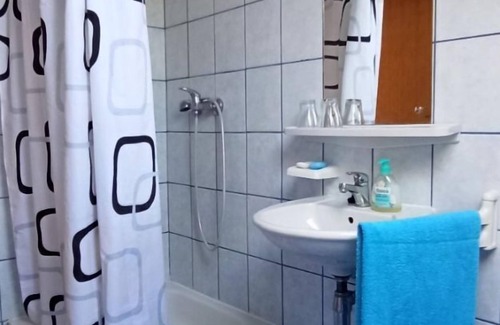 Zdrelac Apartment | Apartment Davor - with parking; A8(6) - Zdrelac, Island Pasman, Croatia