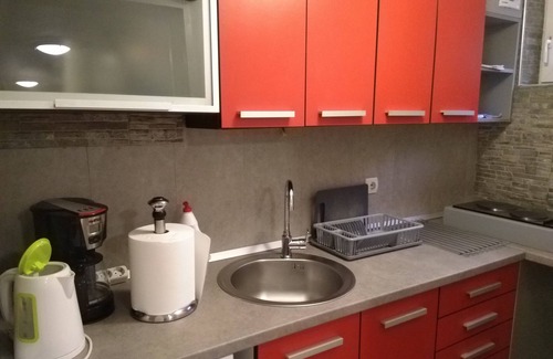 Lisicji Potok Apartment | Apartment Dedinje - Free WiFi Free Street Parking - 60 sqm 646 sqft - Entire APT