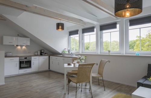 Aschhauserfeld Apartment | Apartment-Deluxe-Private Bathroom-Lake view